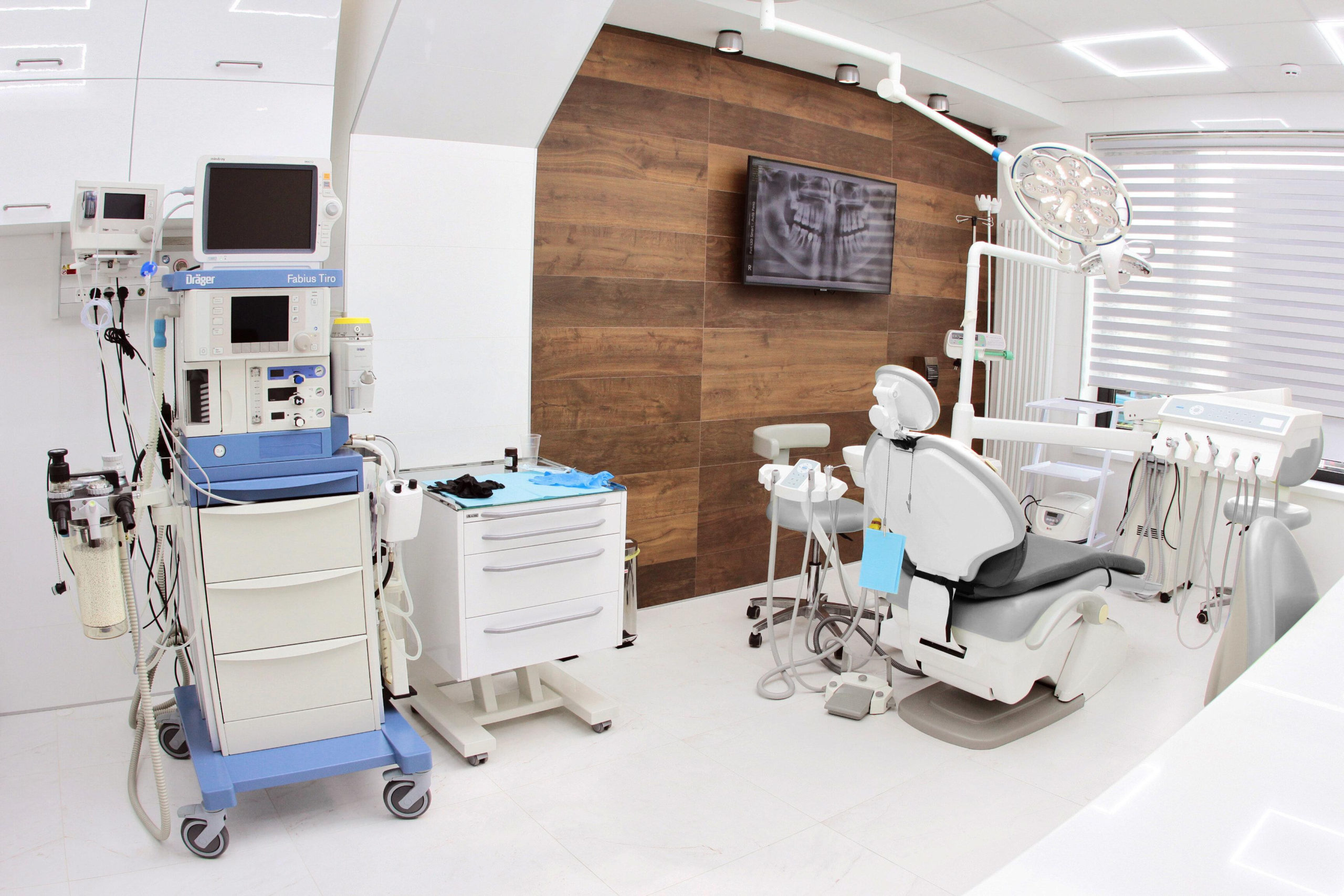 czentr-stomatologii-i-implantologii-west-dental-clinic-moskva-3