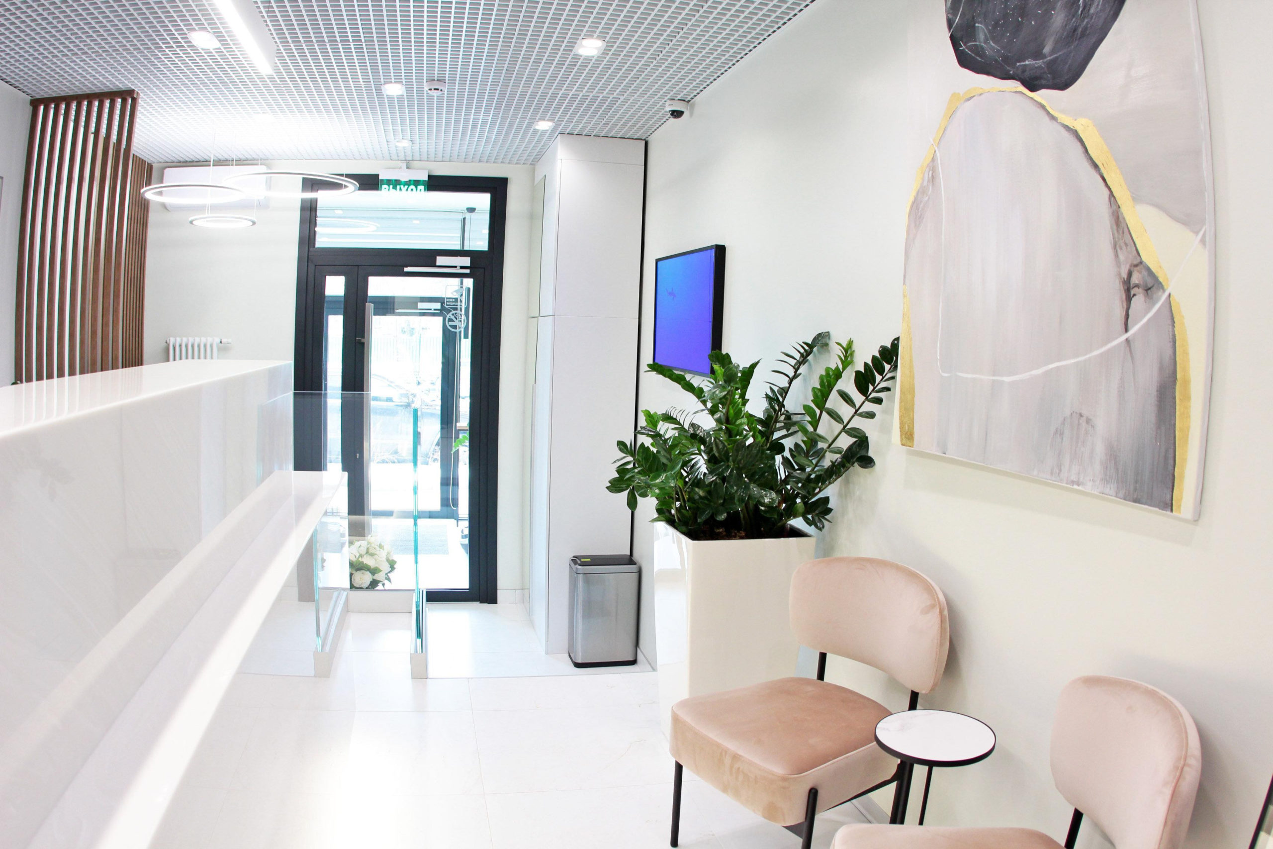 czentr-stomatologii-i-implantologii-west-dental-clinic-moskva-5