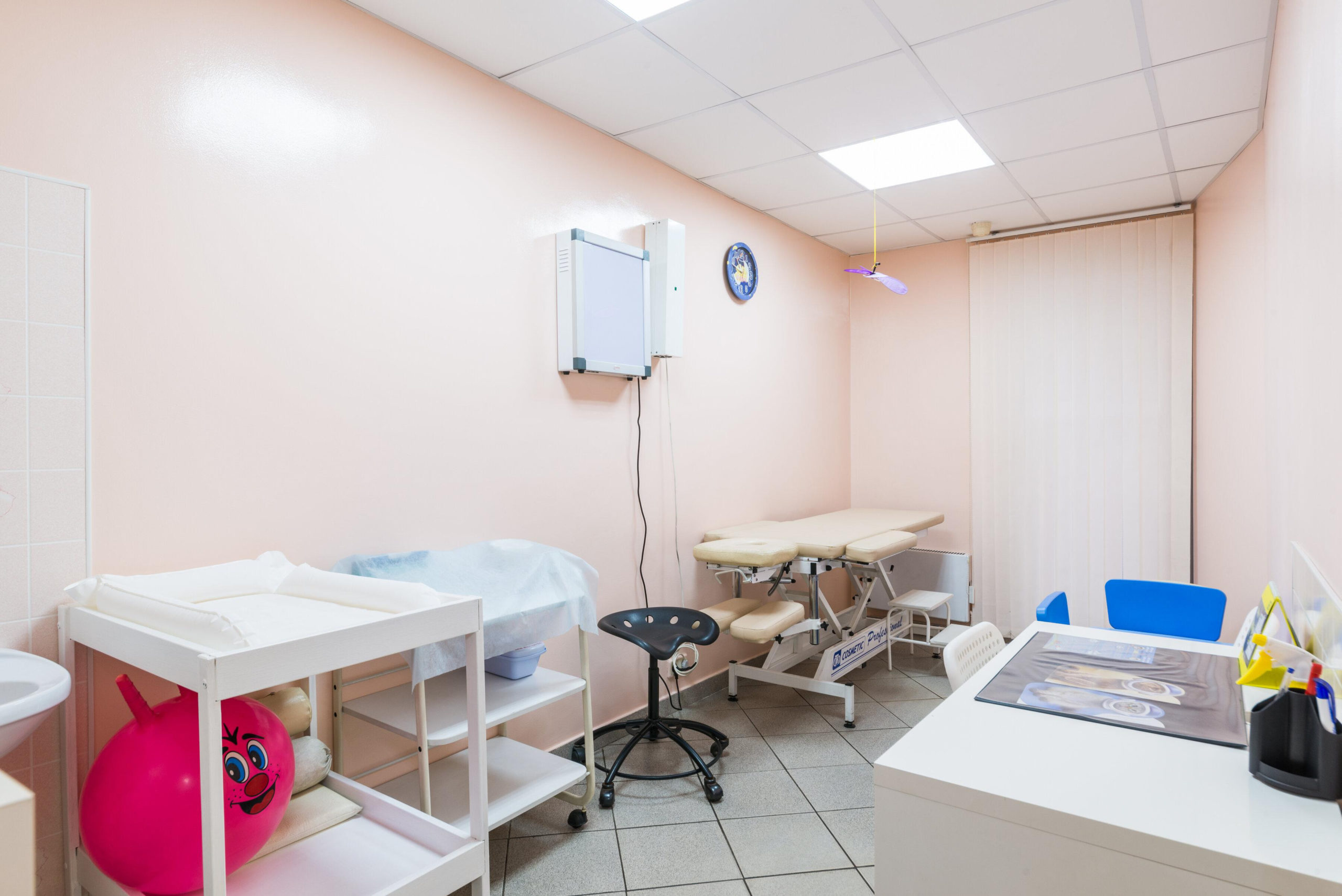 detskij-mediczinskij-czentr-nashi-deti-na-ulicze-aviakonstruktora-milya-set-moskva-7