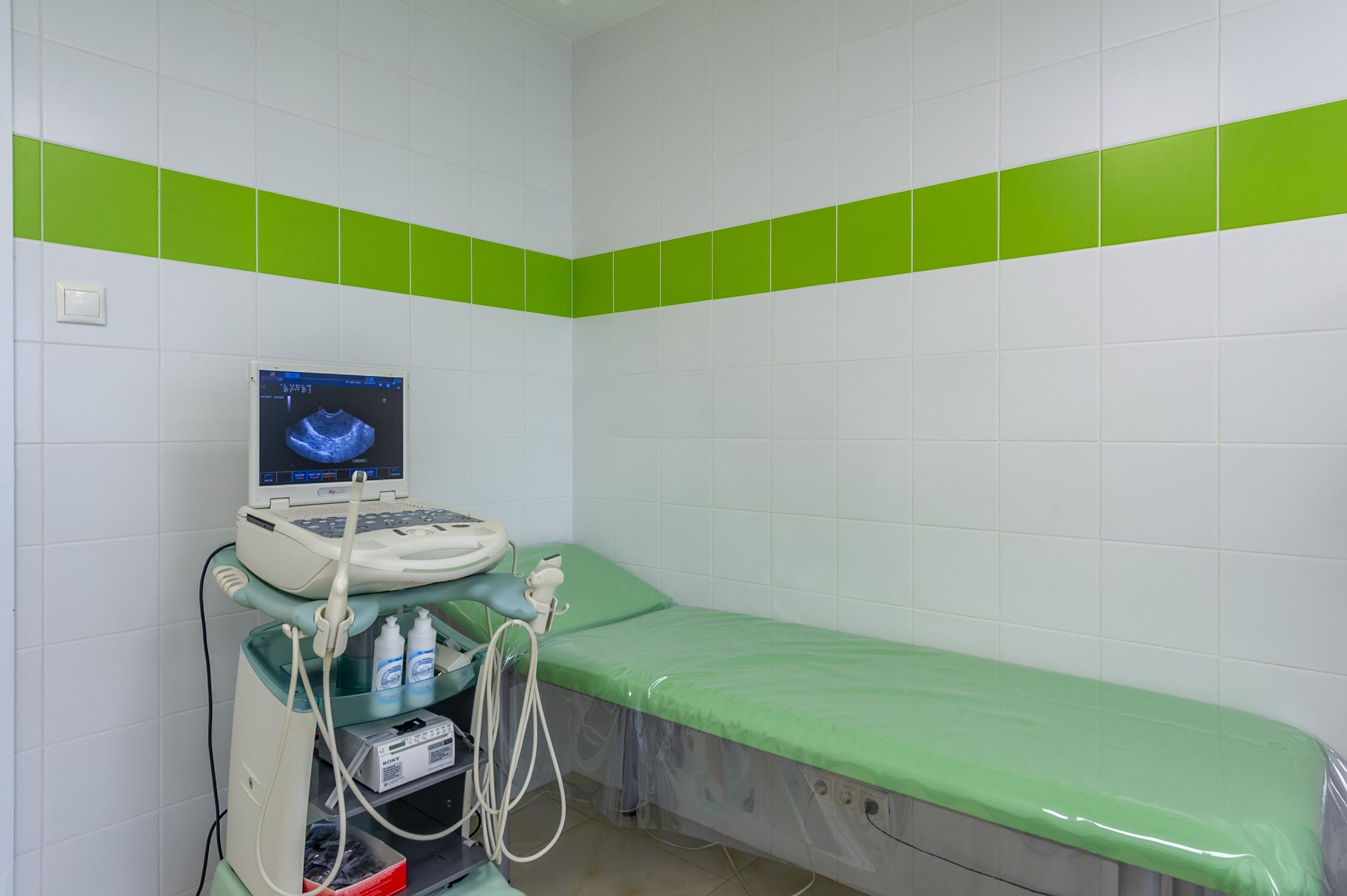 mediczinskij-czentr-dali-na-turistskoj-ulicze-set-moskva-3