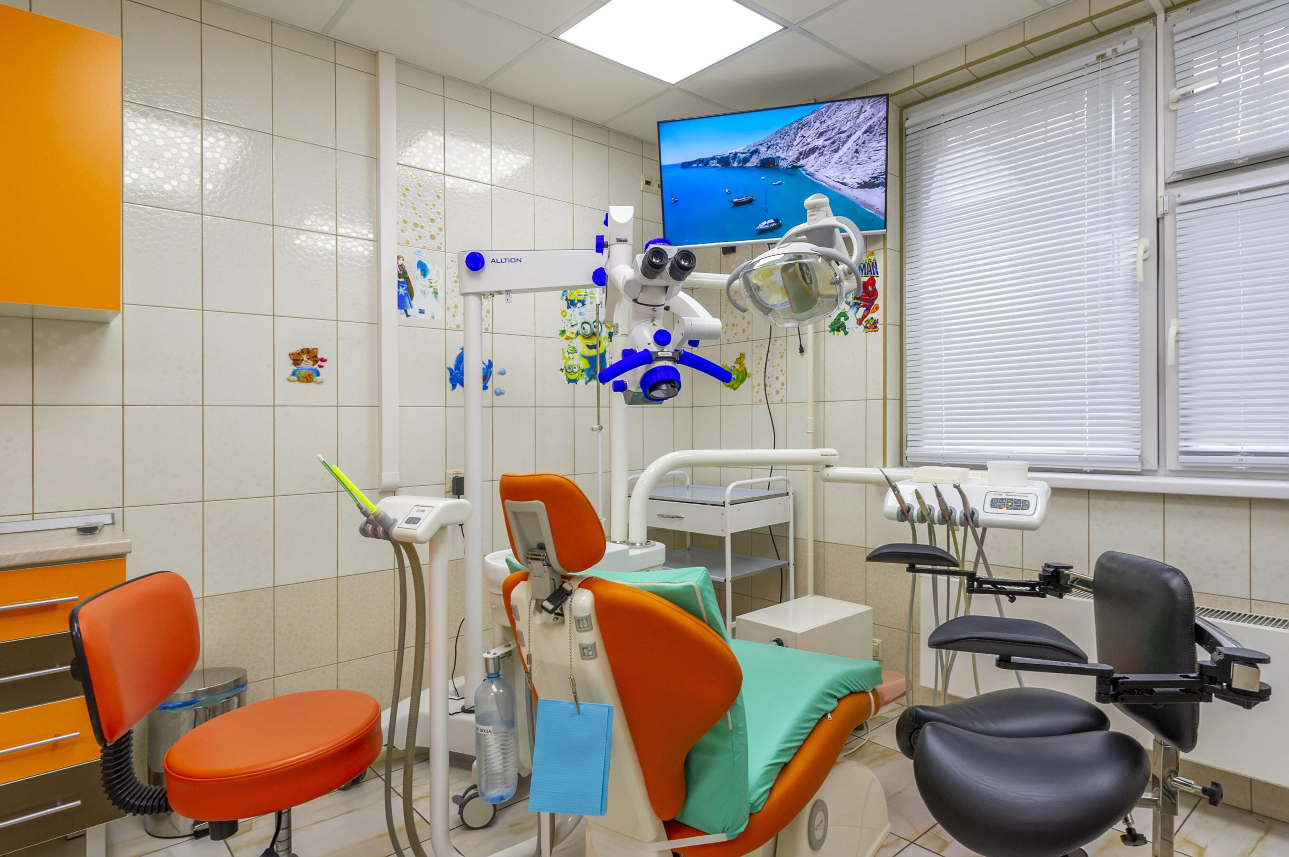mediczinskij-czentr-medilyuksdent-na-angarskoj-ulicze-set-moskva-4