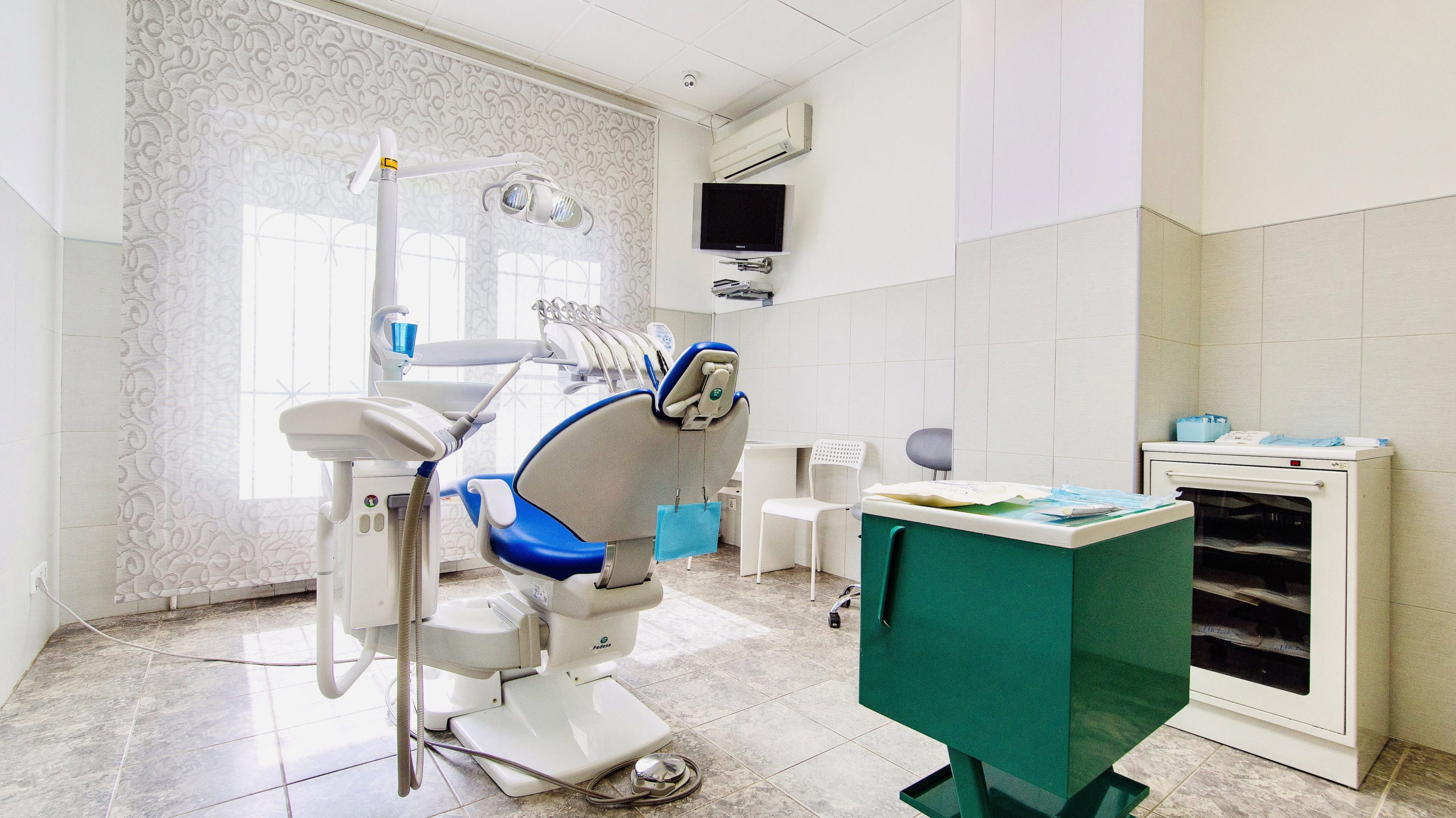 stomatologicheskaya-klinika-makdent-v-otradnom-set-moskva-4