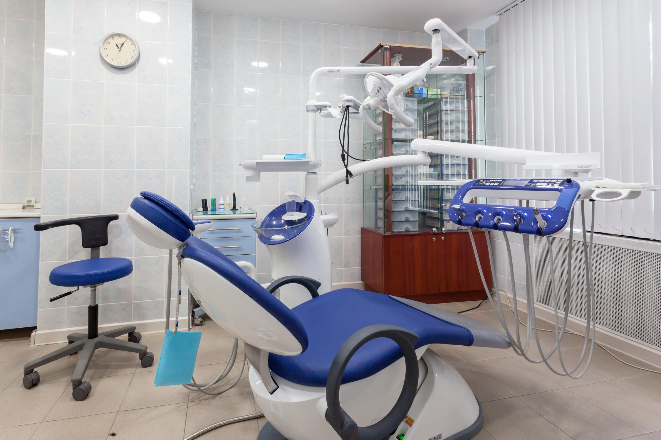 stomatologiya-klarimed-na-kirovogradskoj-ulicze-set-moskva-4