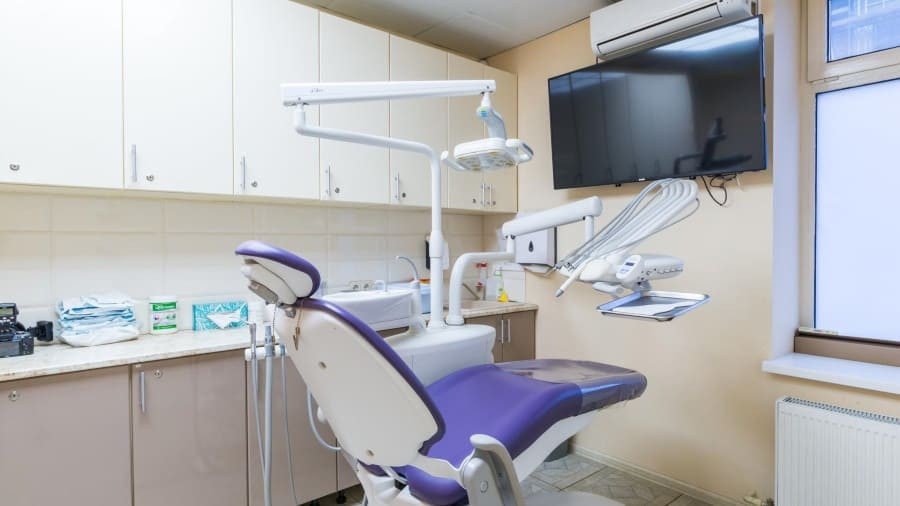 stomatologiya-iq-denta-na-oktyabrskoj-ulicze-moskva-2